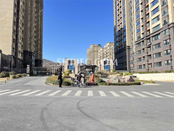 小区大门